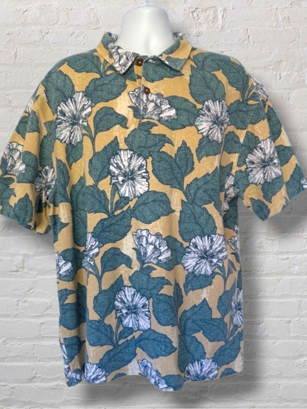 Crazy Shirts Hawaiian Polo Shirt XL Tan Green Floral Cotton Button Front